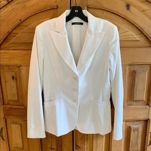 Tahari White Crisp Blazer